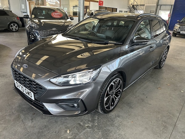 Used Ford Focus 2020 for sale - 76274443: Photo 2