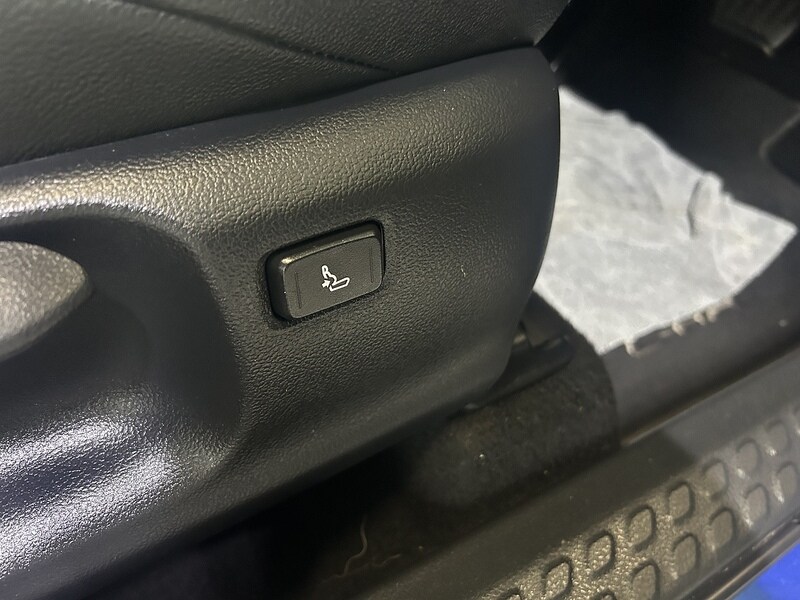 Used Toyota C-HR 2020 for sale - 76009332: Photo 10