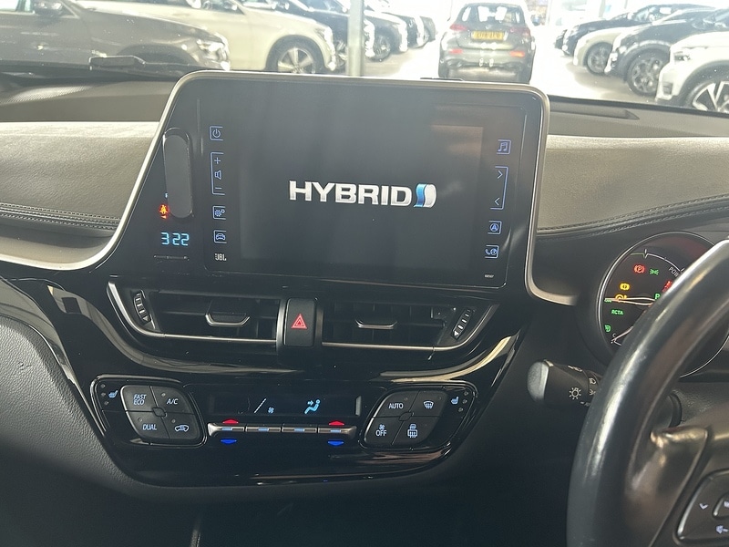 Used Toyota C-HR 2020 for sale - 76009332: Photo 11