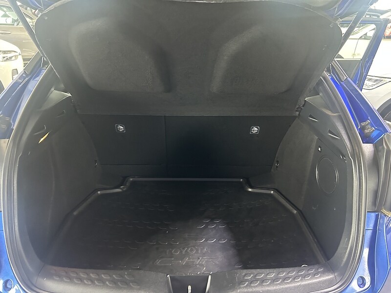 Used Toyota C-HR 2020 for sale - 76009332: Photo 9