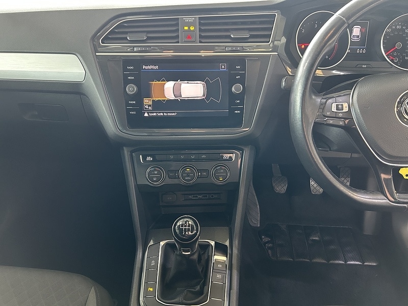 Used Volkswagen Tiguan 2018 for sale - 76224115: Photo 10