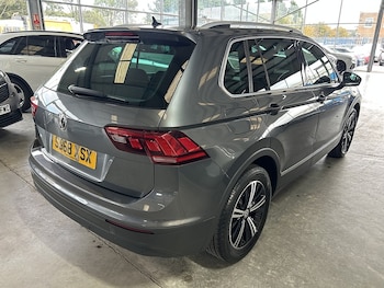 Used Volkswagen Tiguan 2018 for sale - 76224115: Photo 4