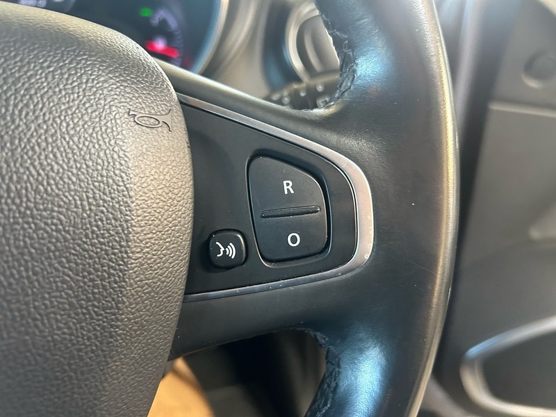 Used Renault Captur 2017 for sale - 76628526: Photo 19