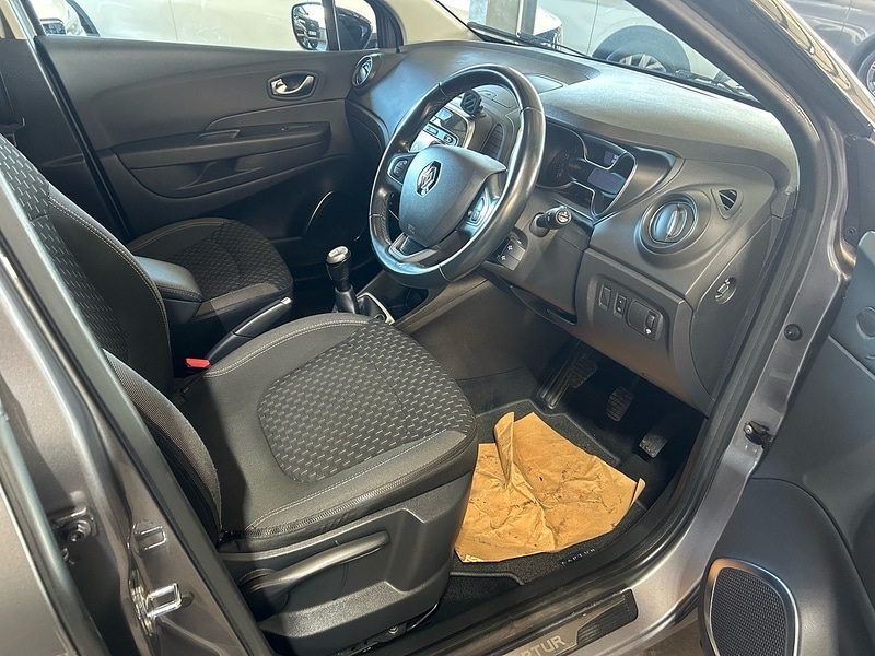 Used Renault Captur 2017 for sale - 76628526: Photo 7