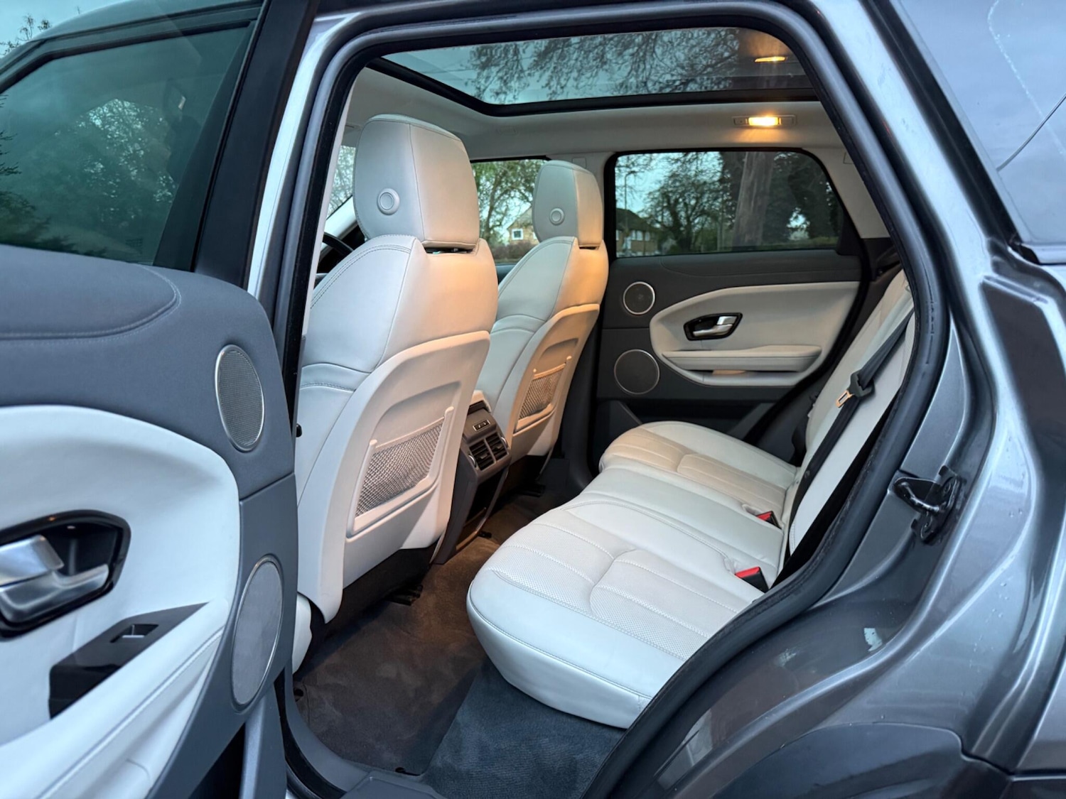 Used Land Rover Range Rover Evoque 2016 for sale - 78048147: Photo 41