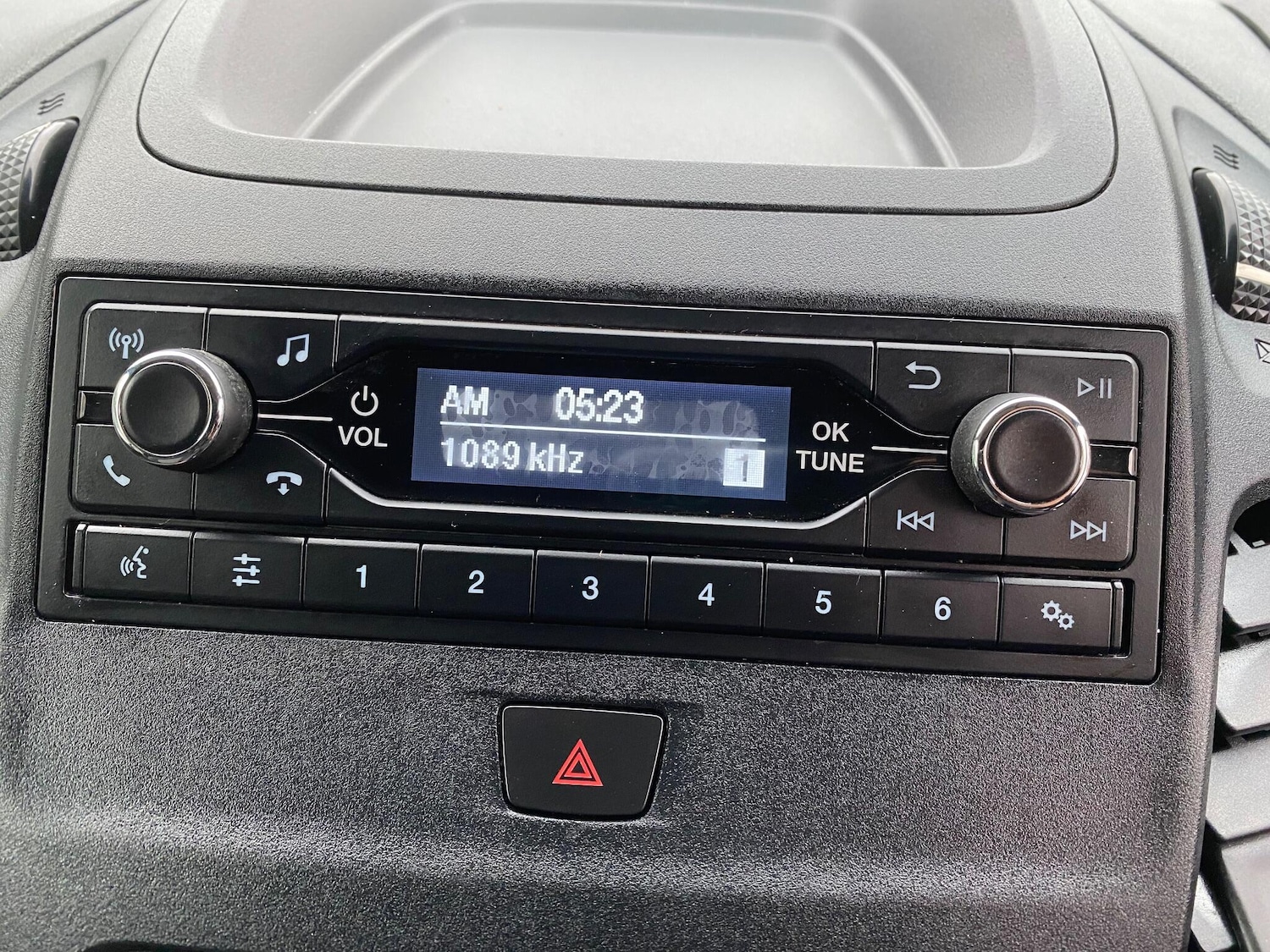 Used Ford Transit Connect 2019 for sale - 76936728: Photo 26