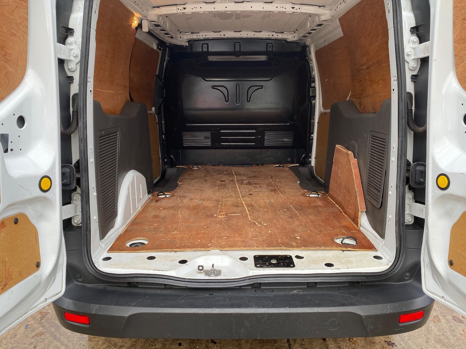 Used Ford Transit Connect 2019 for sale - 76936728: Photo 31