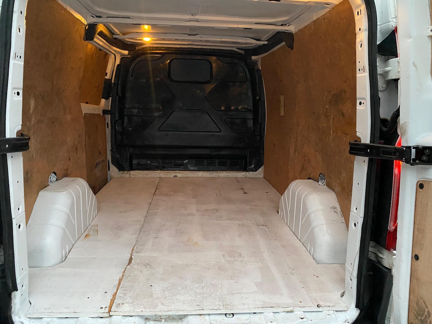 Used Ford Transit Custom 2017 for sale - 76282945: Photo 24