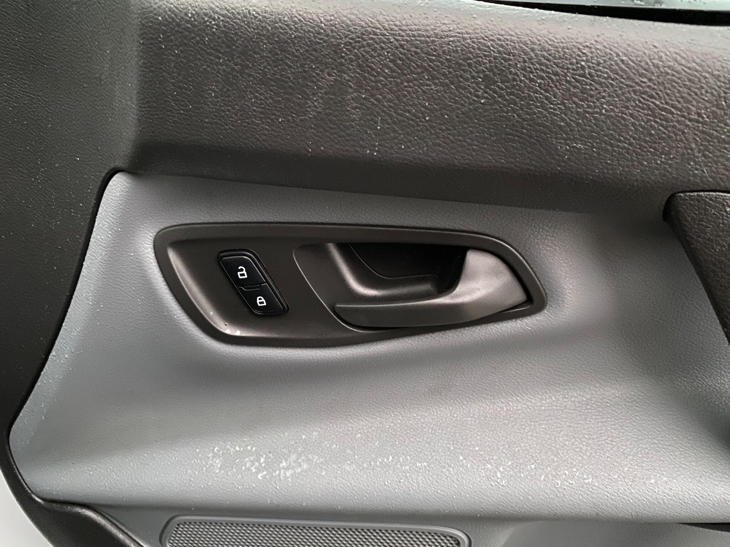 Used Ford Transit Custom 2017 for sale - 76282945: Photo 28