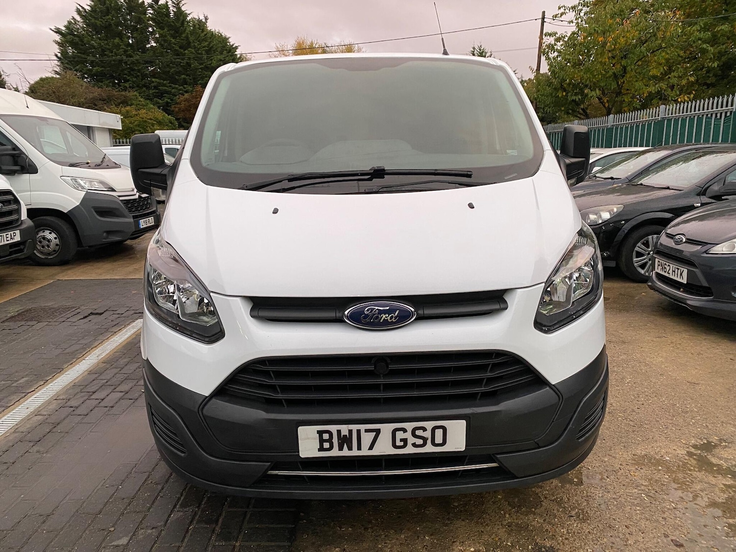 Used Ford Transit Custom 2017 for sale - 76282945: Photo 3