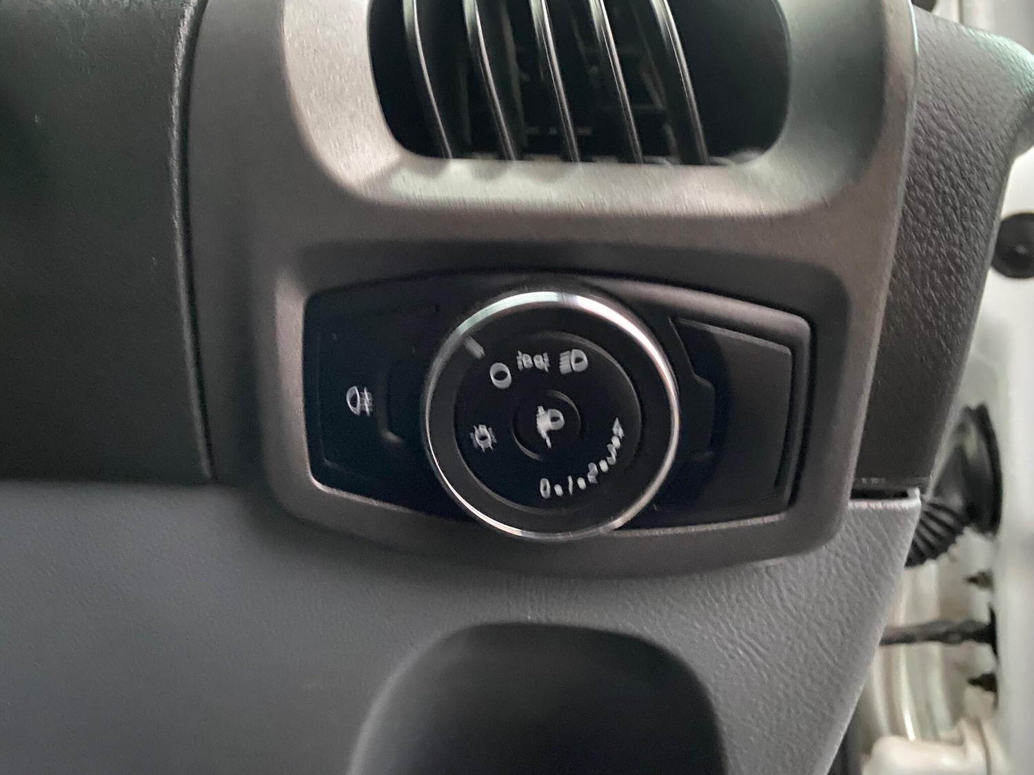 Used Ford Transit Custom 2017 for sale - 76282945: Photo 30