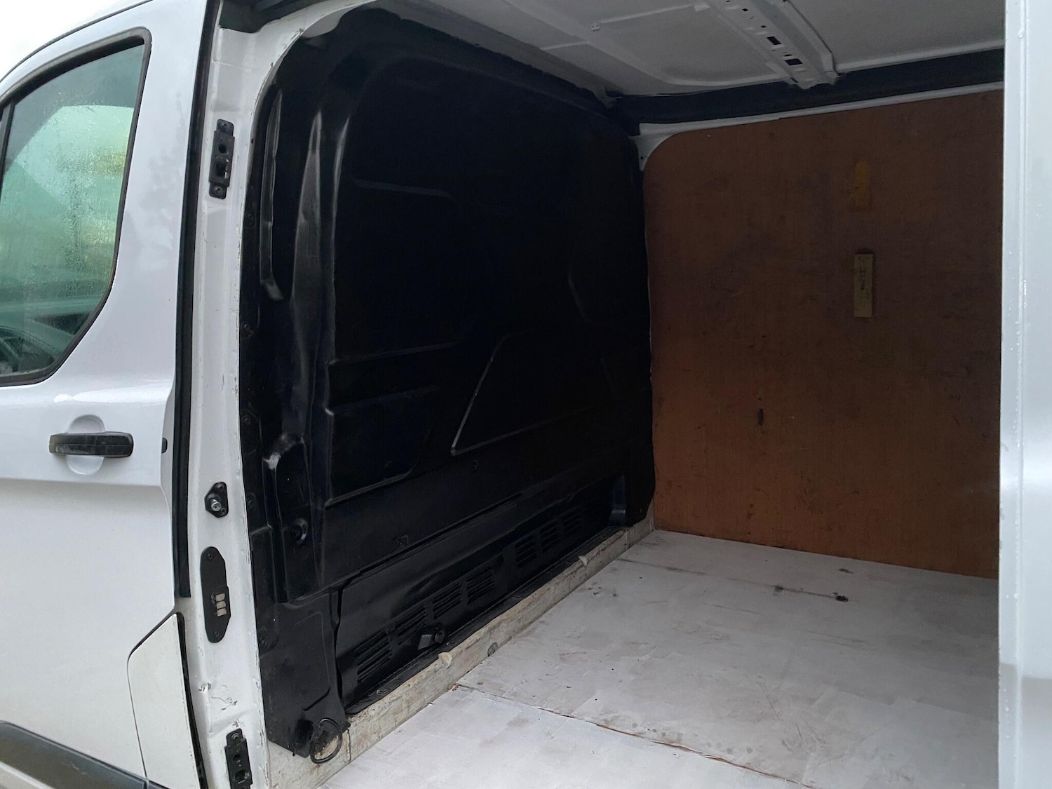 Used Ford Transit Custom 2017 for sale - 76282945: Photo 37