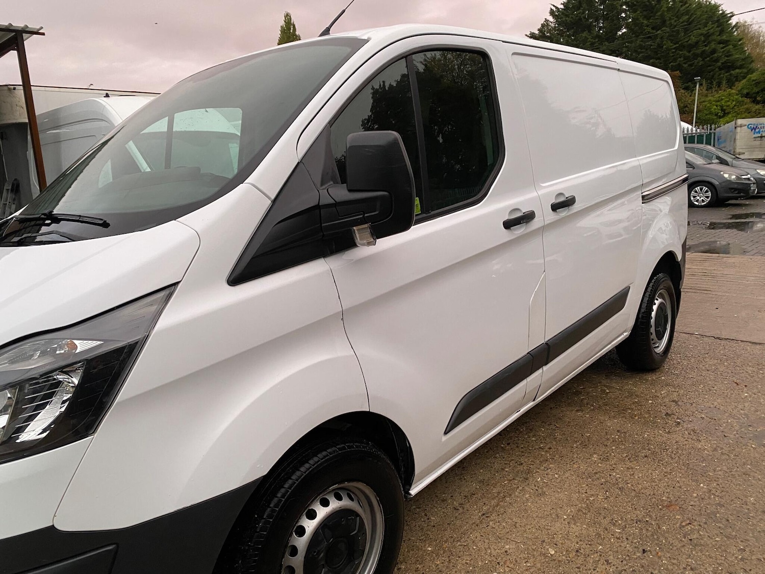 Used Ford Transit Custom 2017 for sale - 76282945: Photo 9