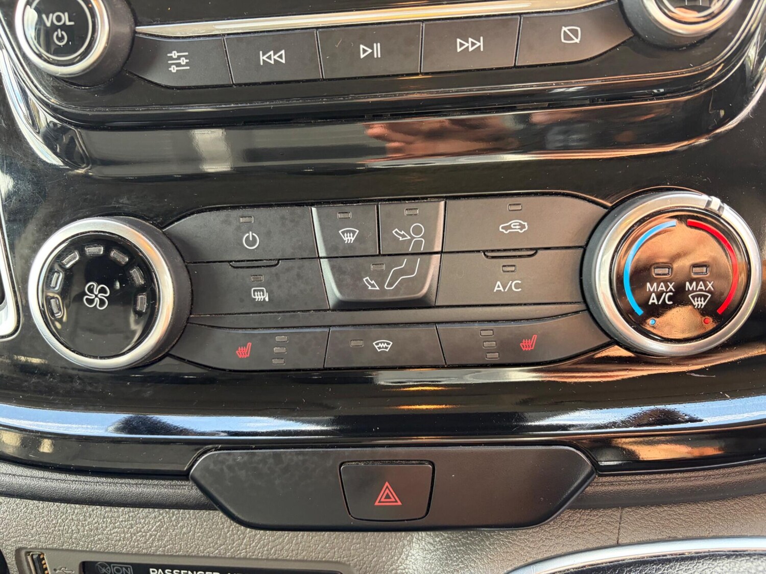 Used Ford Transit Custom 2018 for sale - 77838631: Photo 31