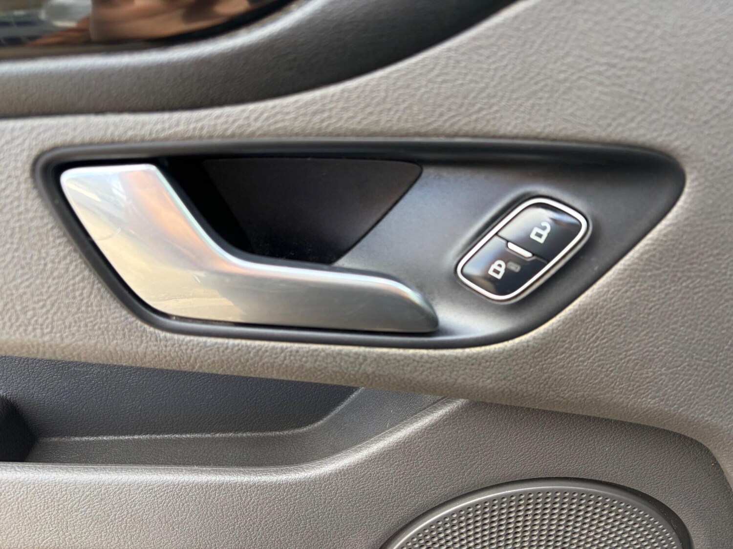 Used Ford Transit Custom 2018 for sale - 77838631: Photo 38