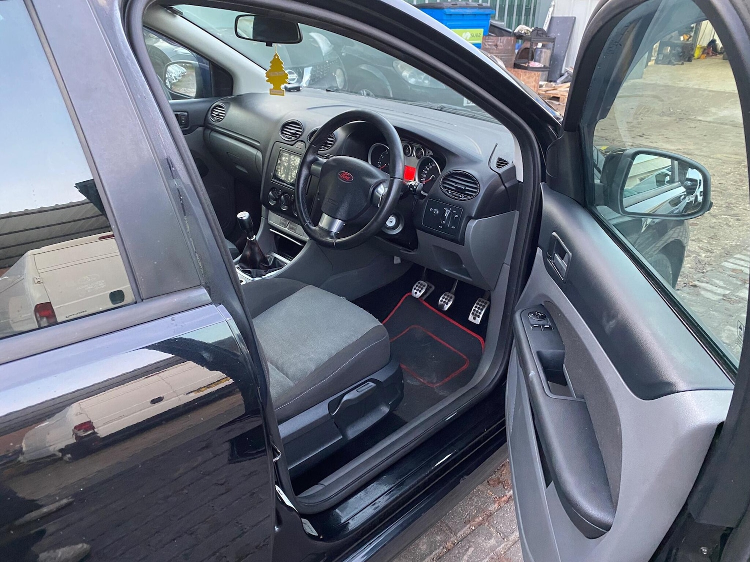 Used Ford Focus 2009 for sale - 76936732: Photo 18