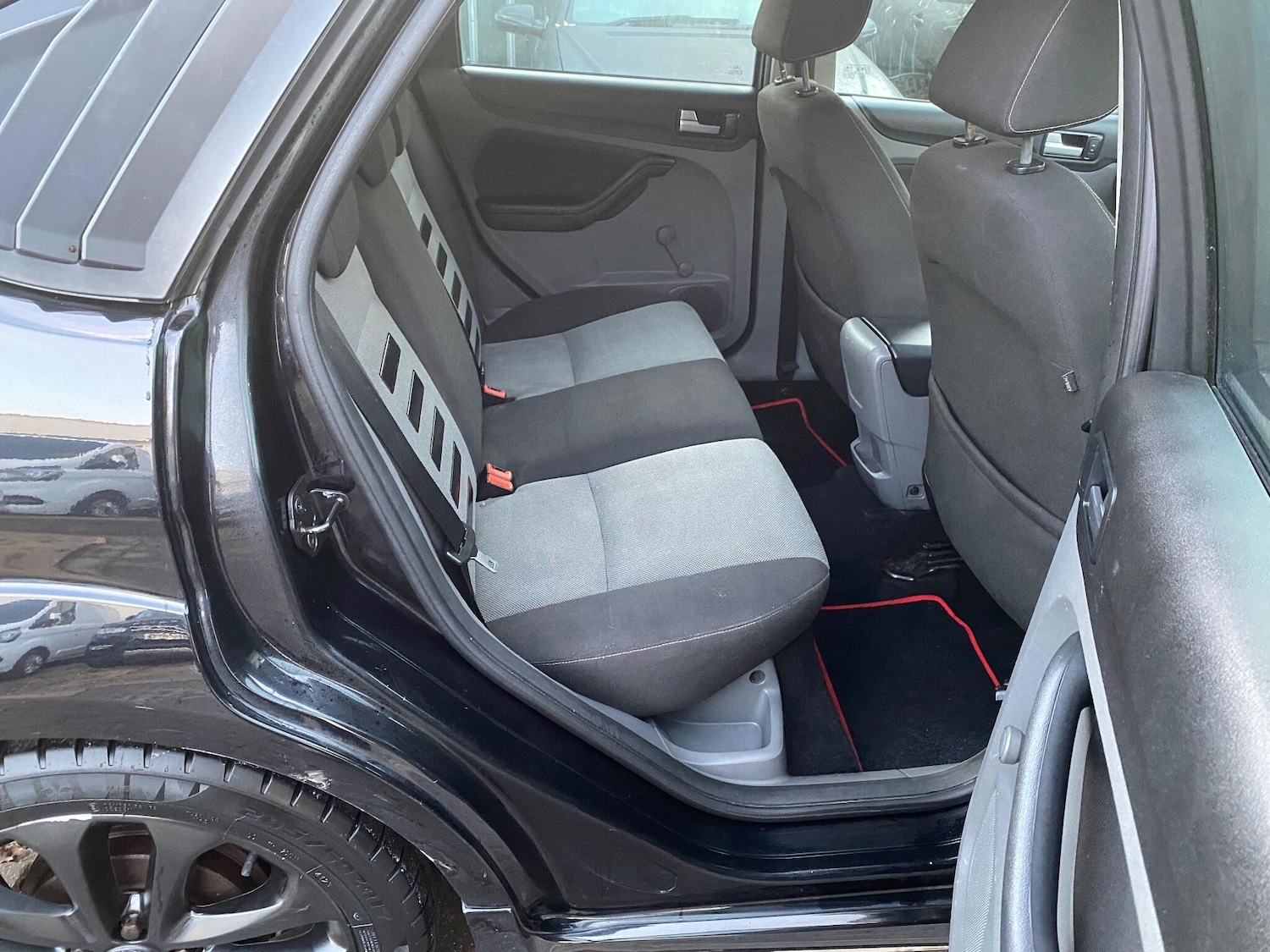 Used Ford Focus 2009 for sale - 76936732: Photo 20