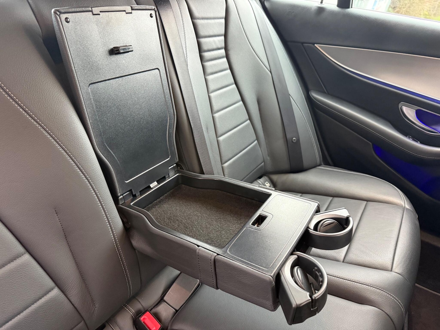 Used Mercedes-Benz E Class for sale - 77684085: Photo 36