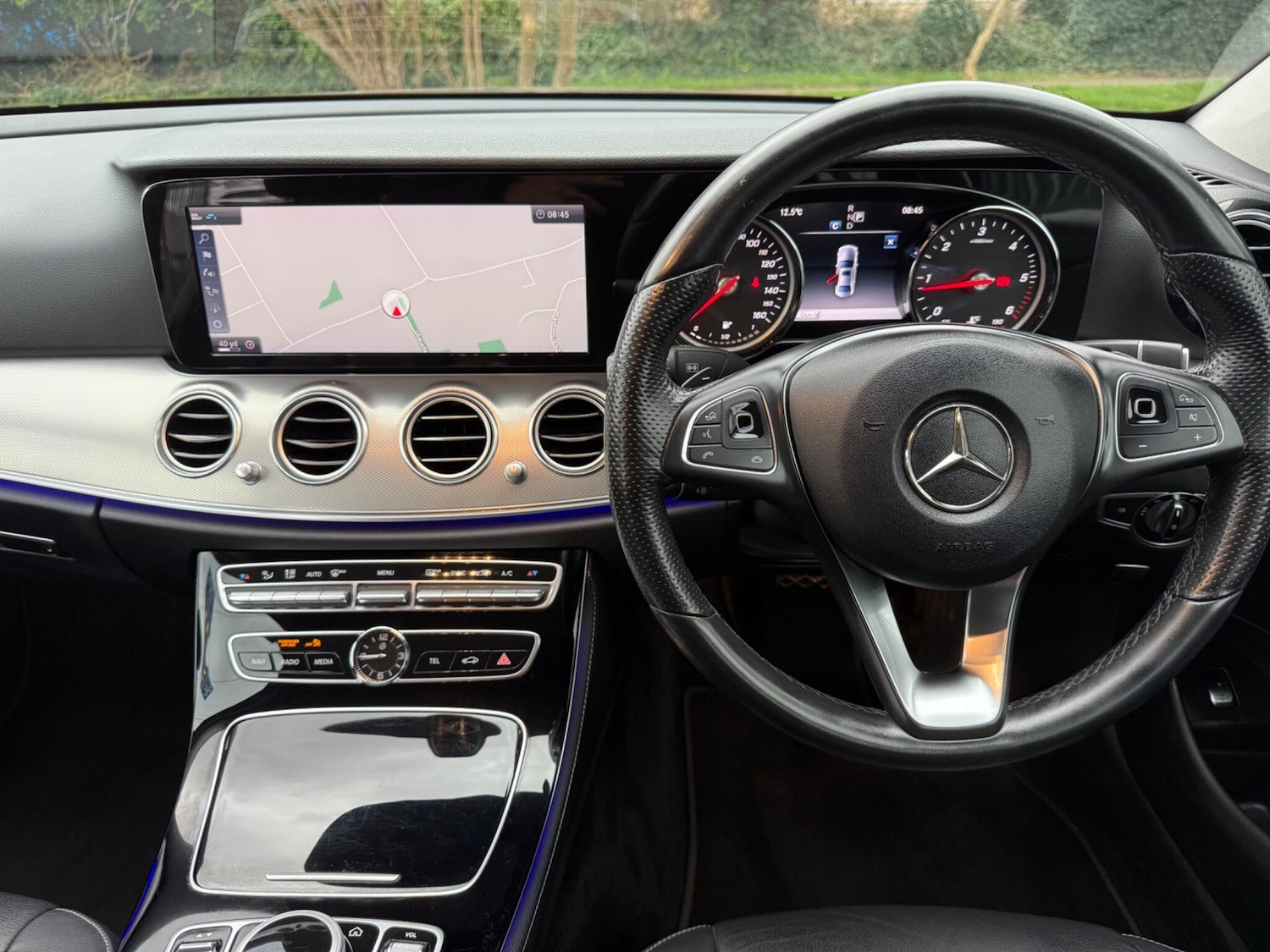 Used Mercedes-Benz E Class for sale - 77684085: Photo 39