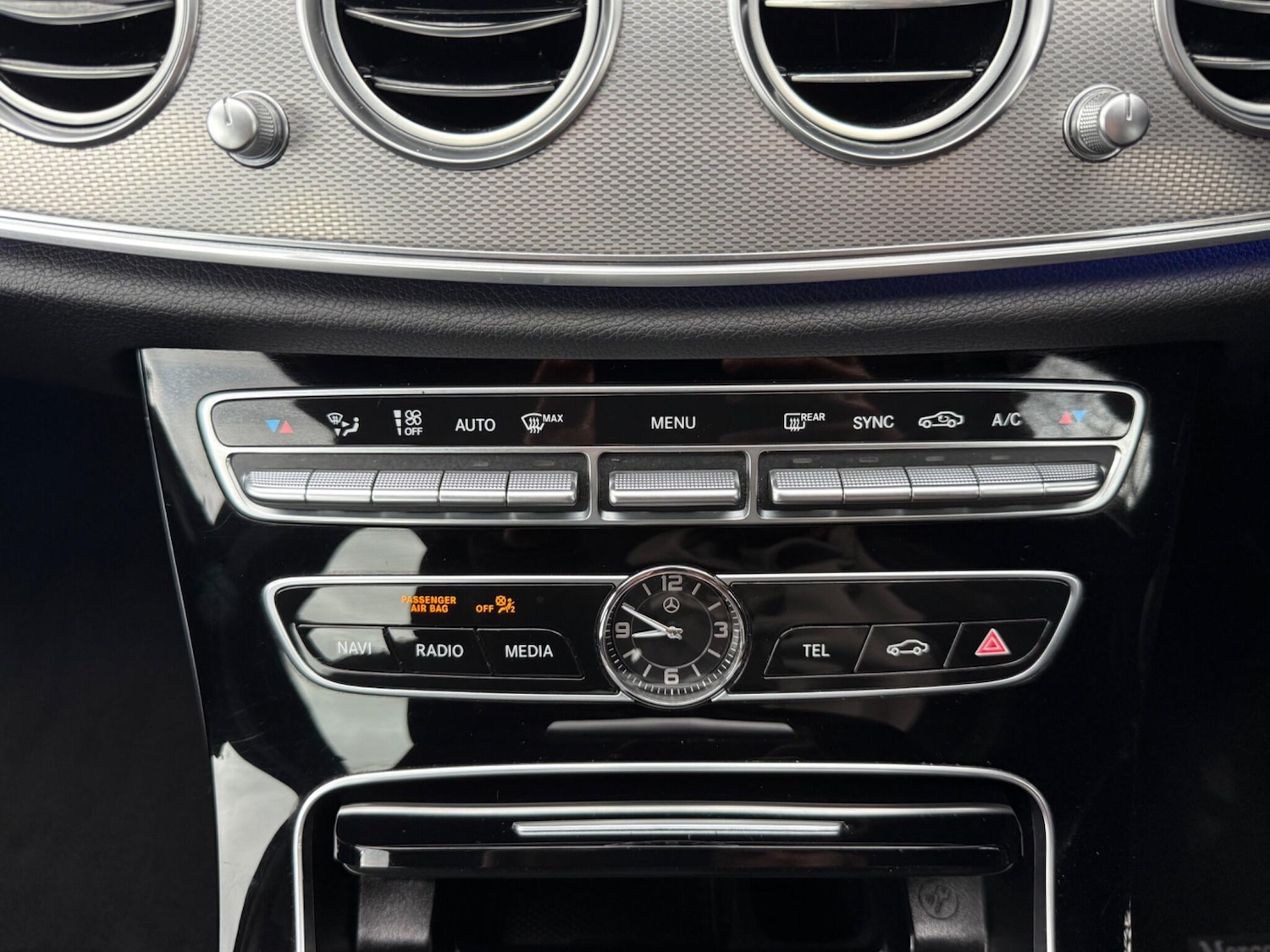 Used Mercedes-Benz E Class for sale - 77684085: Photo 55