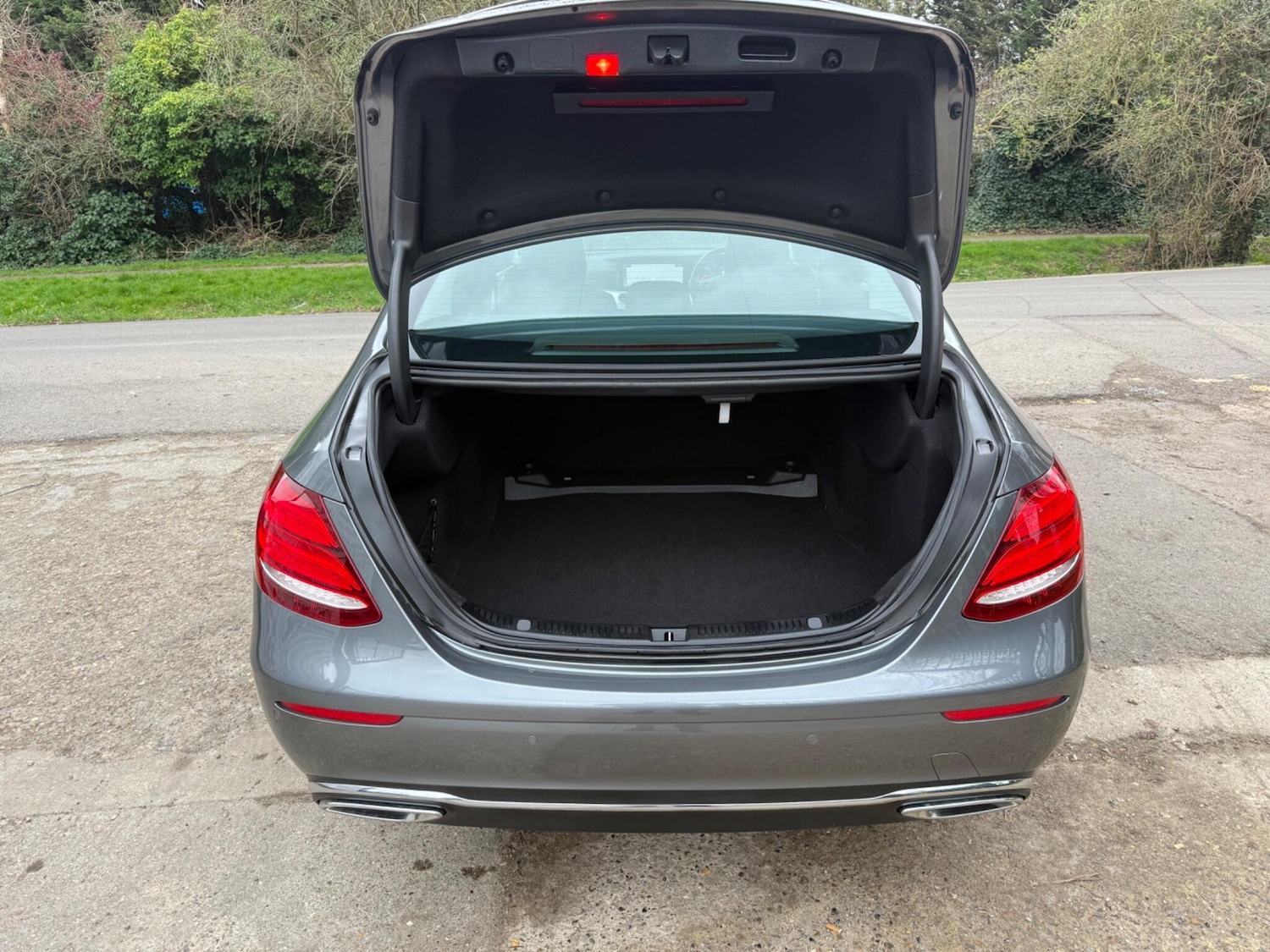 Used Mercedes-Benz E Class for sale - 77684085: Photo 60