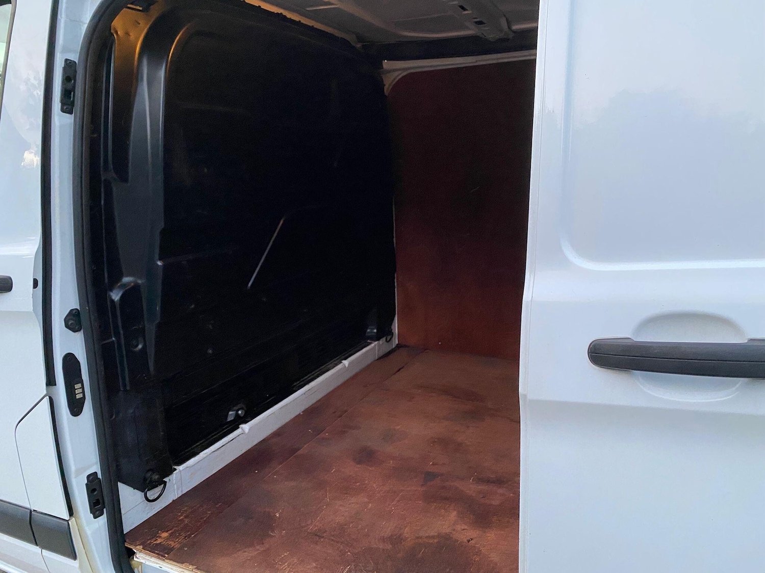 Used Ford Transit Custom 2019 for sale - 76992838: Photo 28