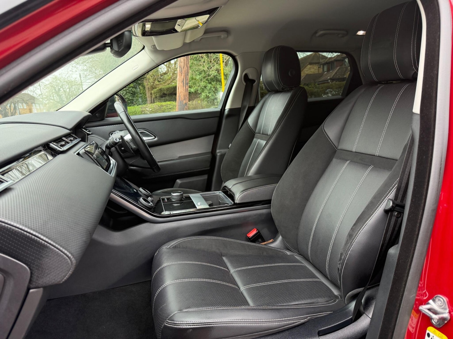 Used Land Rover Range Rover Velar 2017 for sale - 78047871: Photo 32