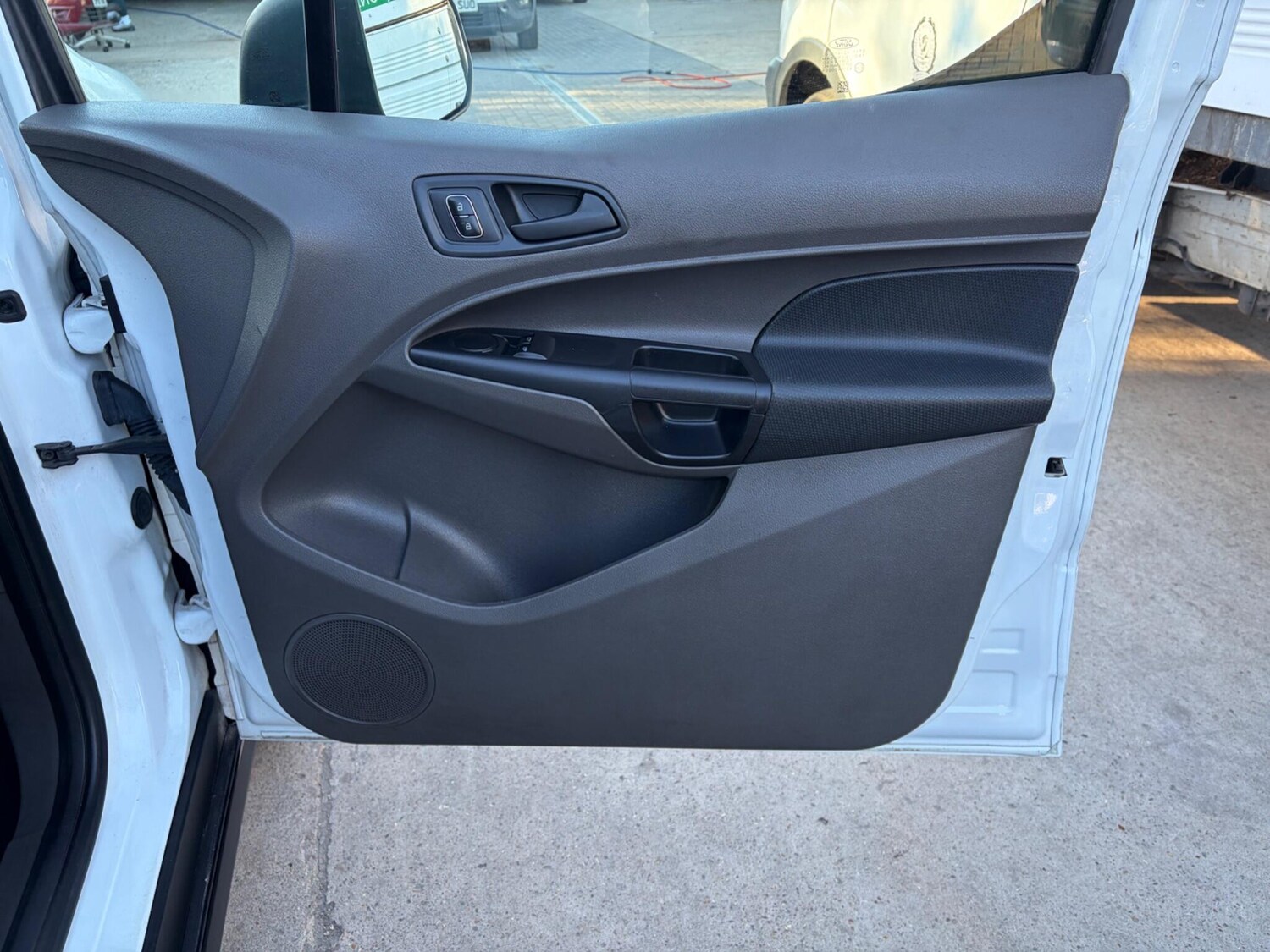 Used Ford Transit Connect 2020 for sale - 78204148: Photo 19