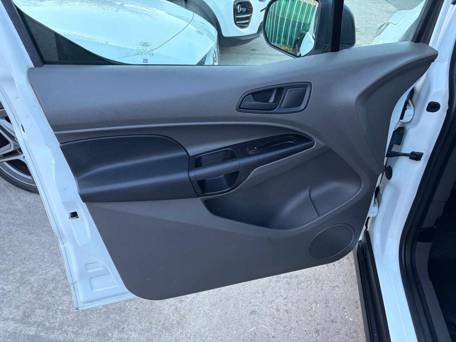 Used Ford Transit Connect 2020 for sale - 78204148: Photo 33