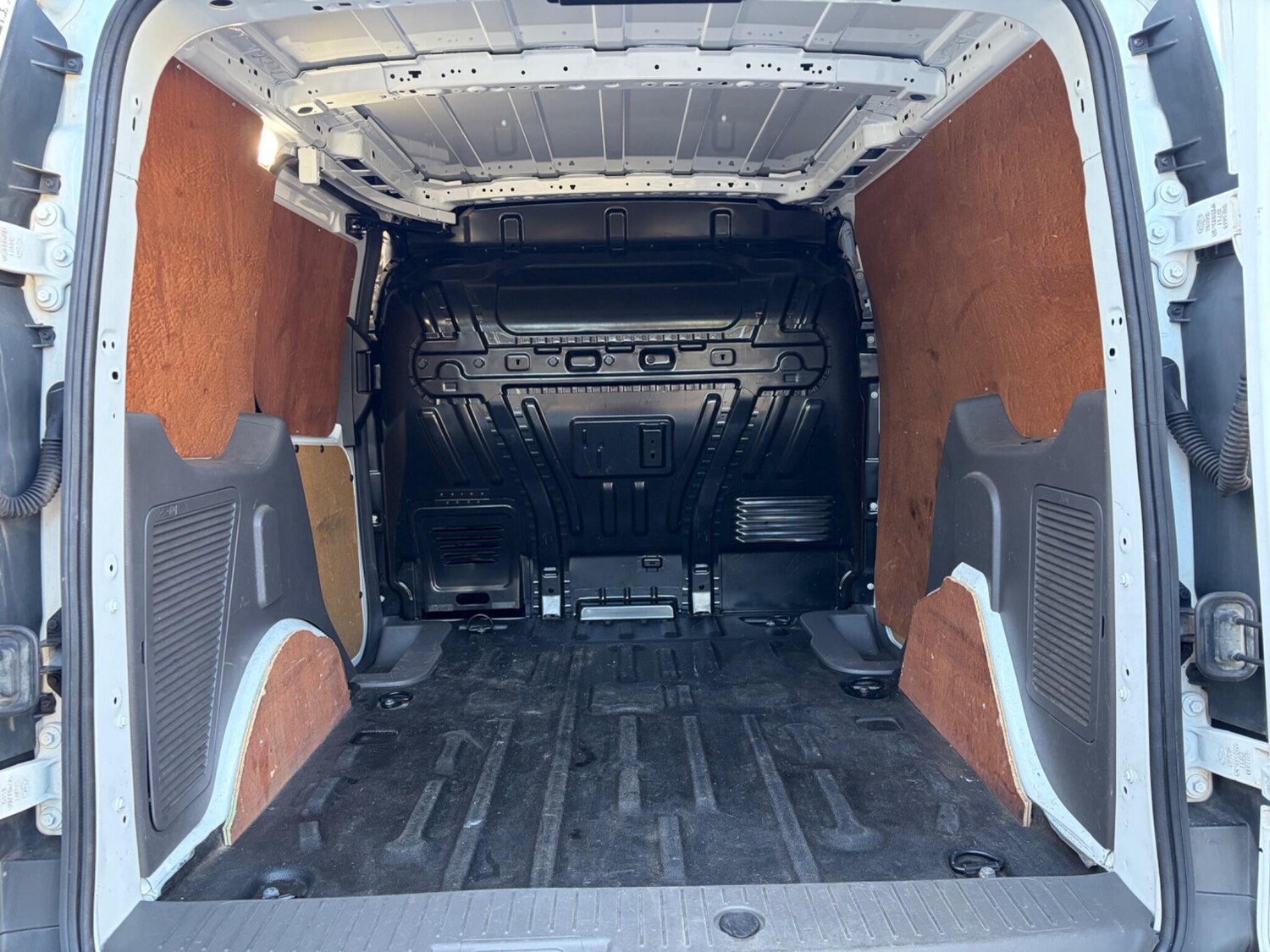 Used Ford Transit Connect 2020 for sale - 78204148: Photo 40