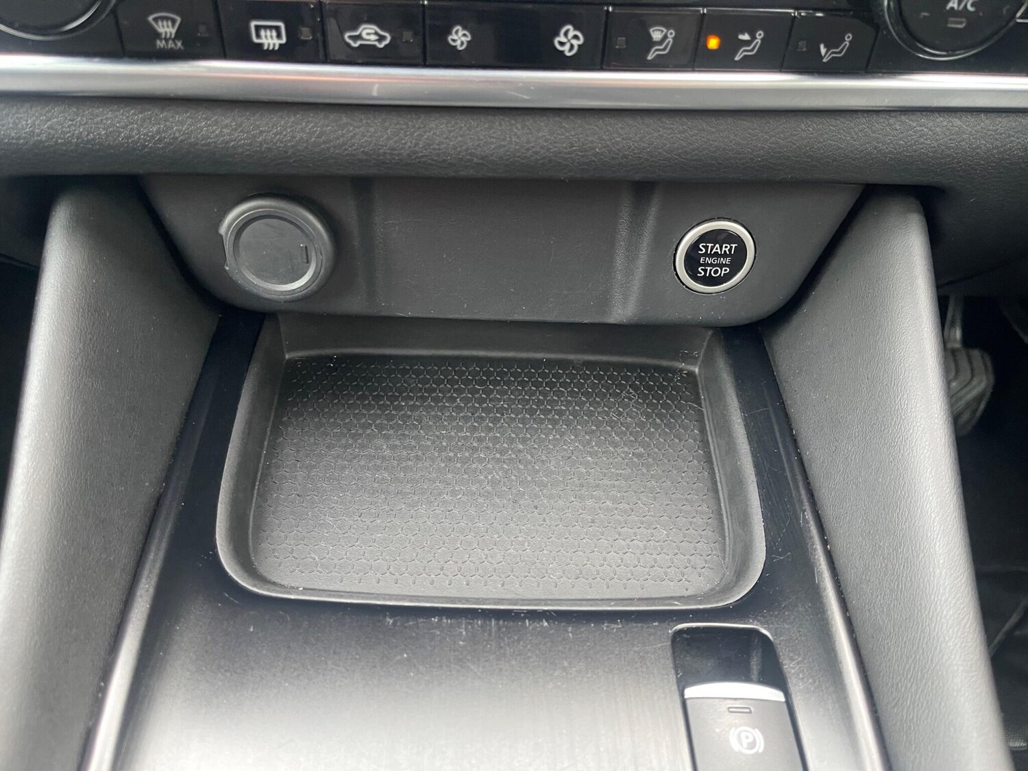 Used Nissan Qashqai for sale - 77497425: Photo 24