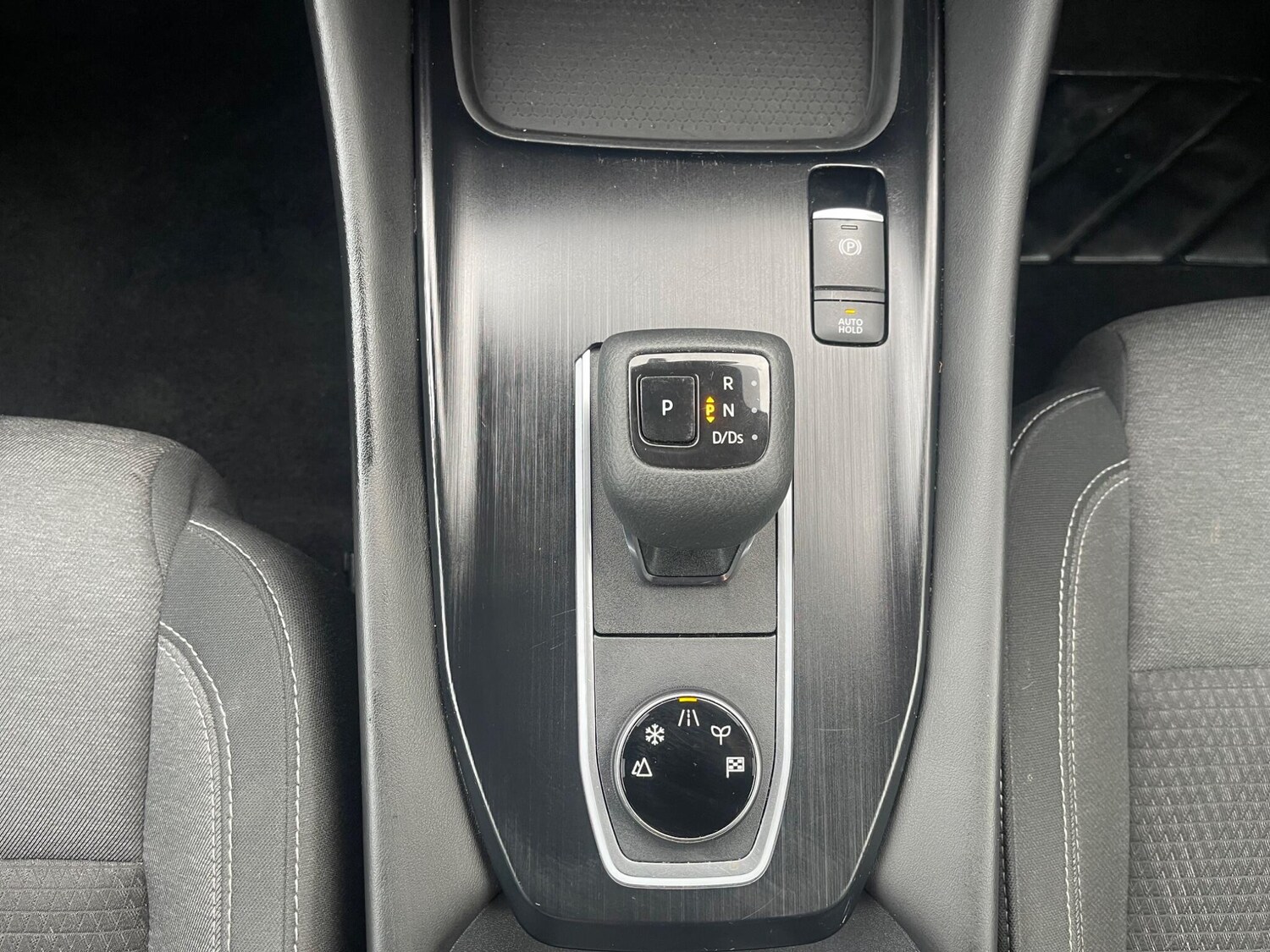 Used Nissan Qashqai for sale - 77497425: Photo 25