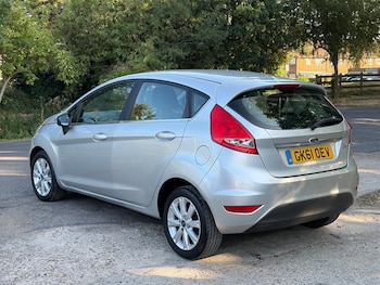 Used Ford Fiesta 2011 for sale - 79387818: Photo