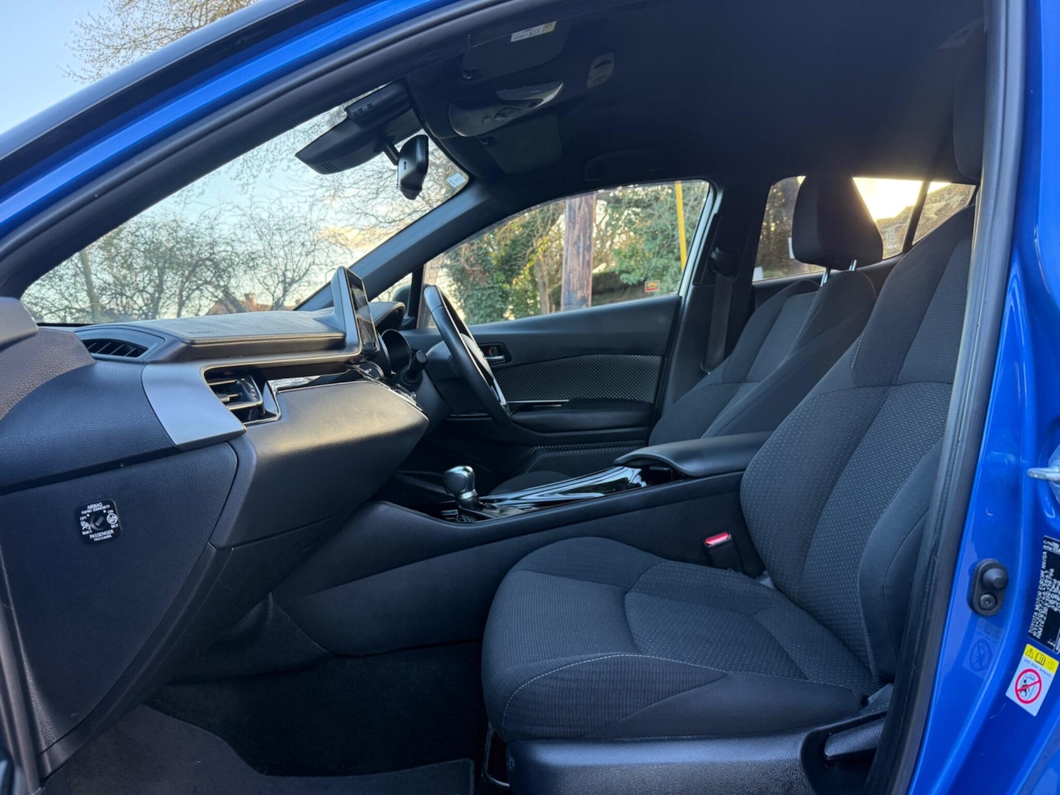 Used Toyota C-HR 2018 for sale - 77898298: Photo 25