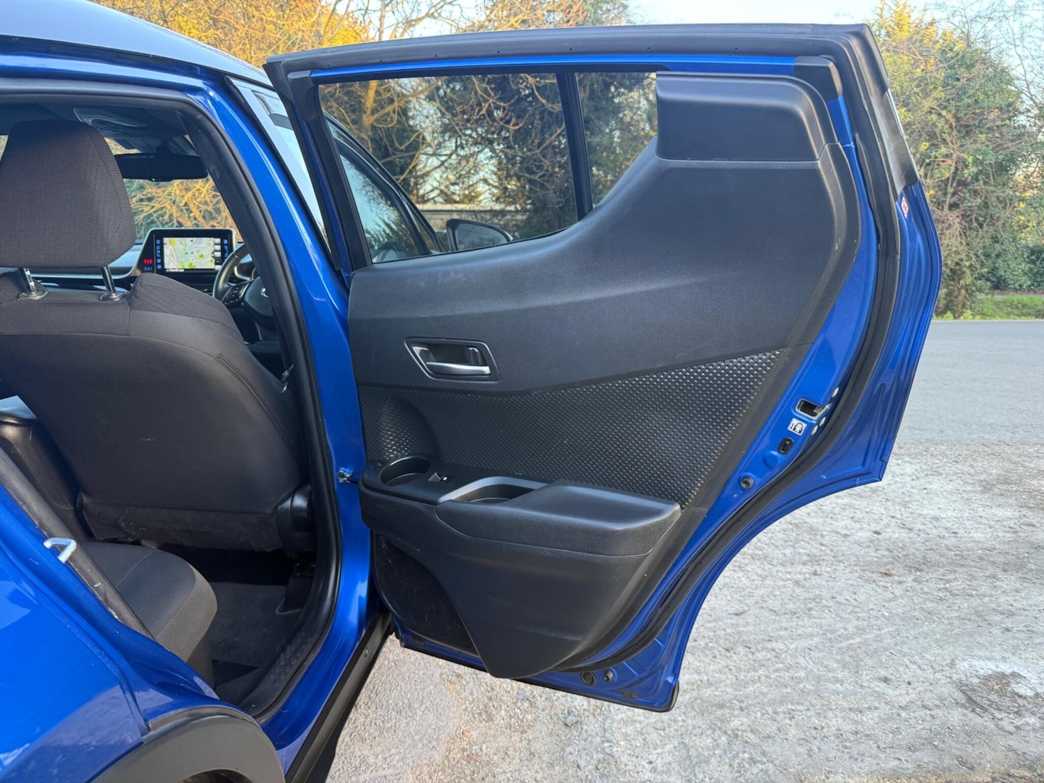 Used Toyota C-HR 2018 for sale - 77898298: Photo 40