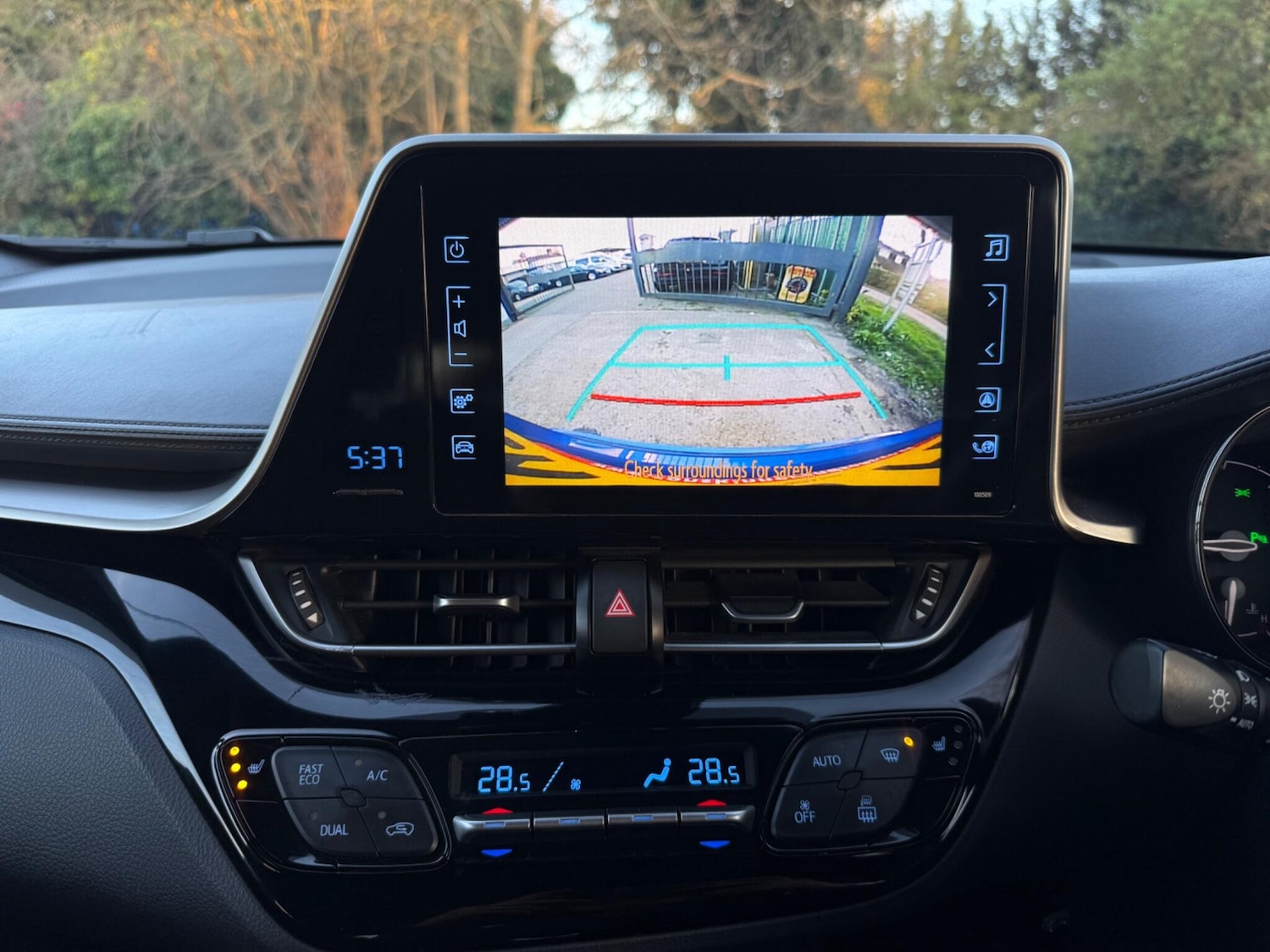 Used Toyota C-HR 2018 for sale - 77898298: Photo 52