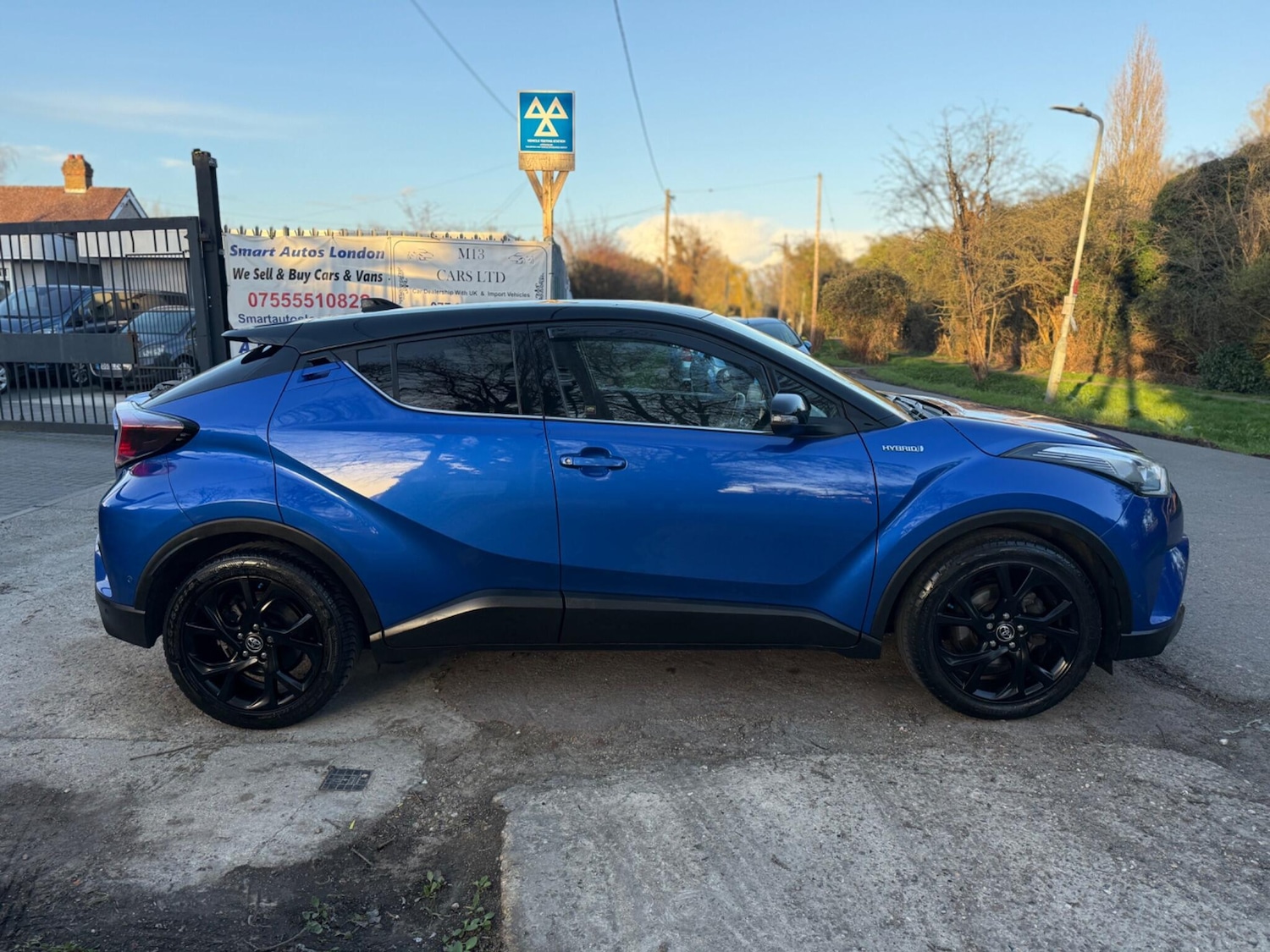 Used Toyota C-HR 2018 for sale - 77898298: Photo 8