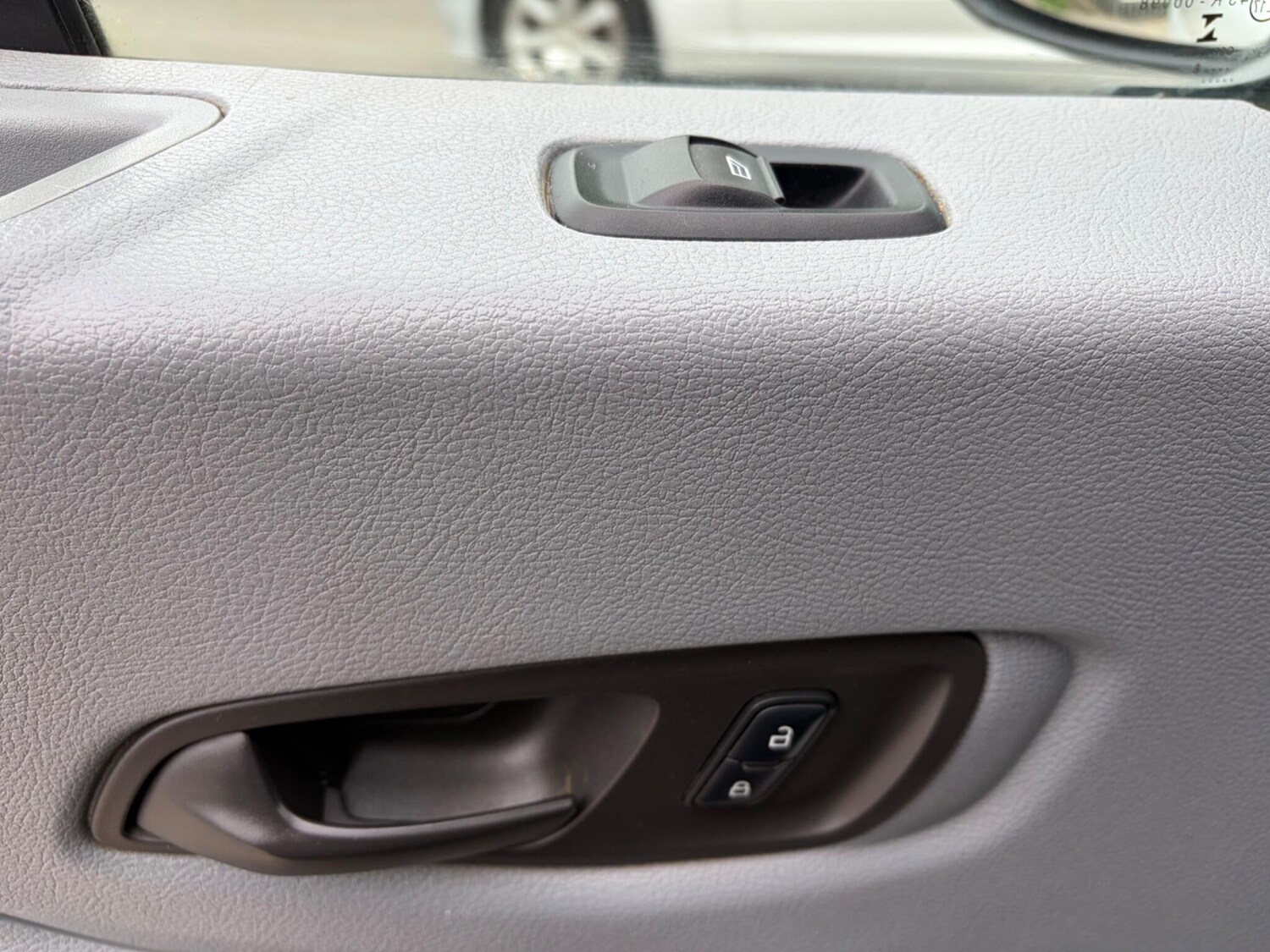 Used Ford Transit 2018 for sale - 78203924: Photo 37