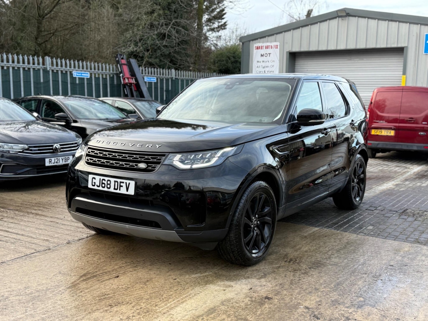Used Land Rover Discovery 2018 for sale - 77523932: Photo 11