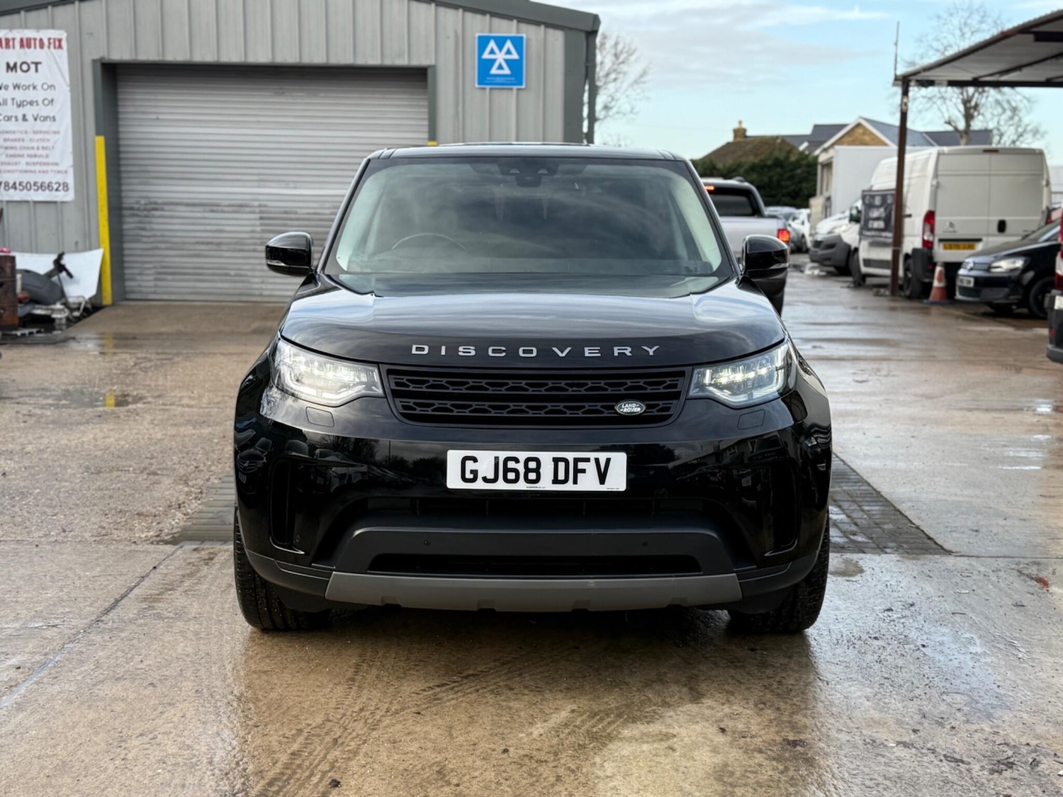 Used Land Rover Discovery 2018 for sale - 77523932: Photo 2