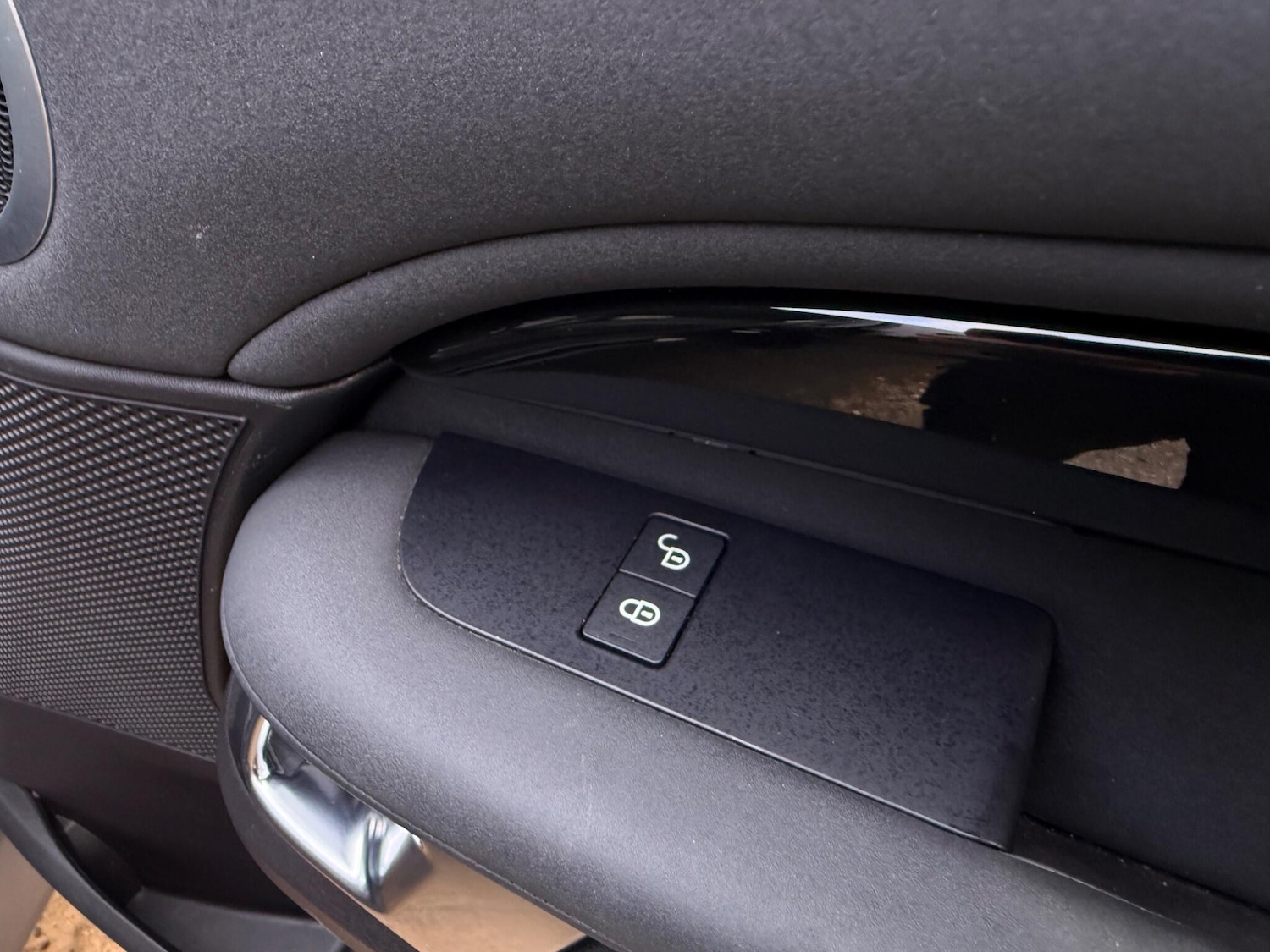 Used Land Rover Discovery 2018 for sale - 77523932: Photo 31