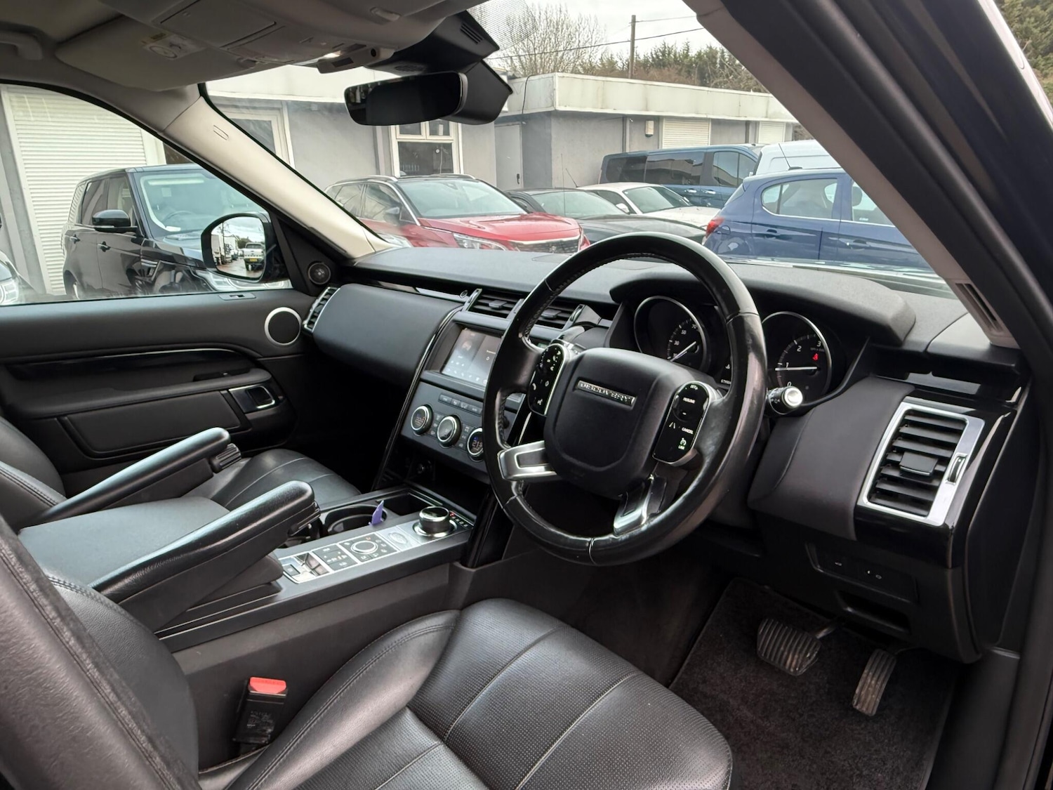 Used Land Rover Discovery 2018 for sale - 77523932: Photo 34