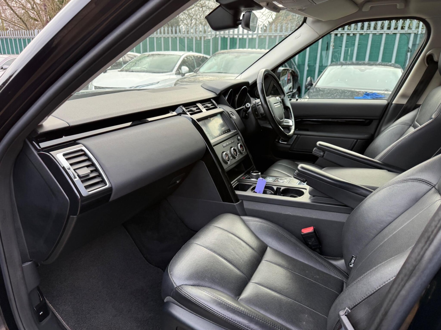 Used Land Rover Discovery 2018 for sale - 77523932: Photo 44