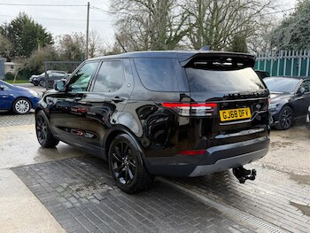 Used Land Rover Discovery 2018 for sale - 77523932: Photo