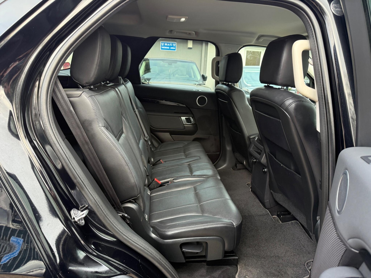 Used Land Rover Discovery 2018 for sale - 77523932: Photo 54