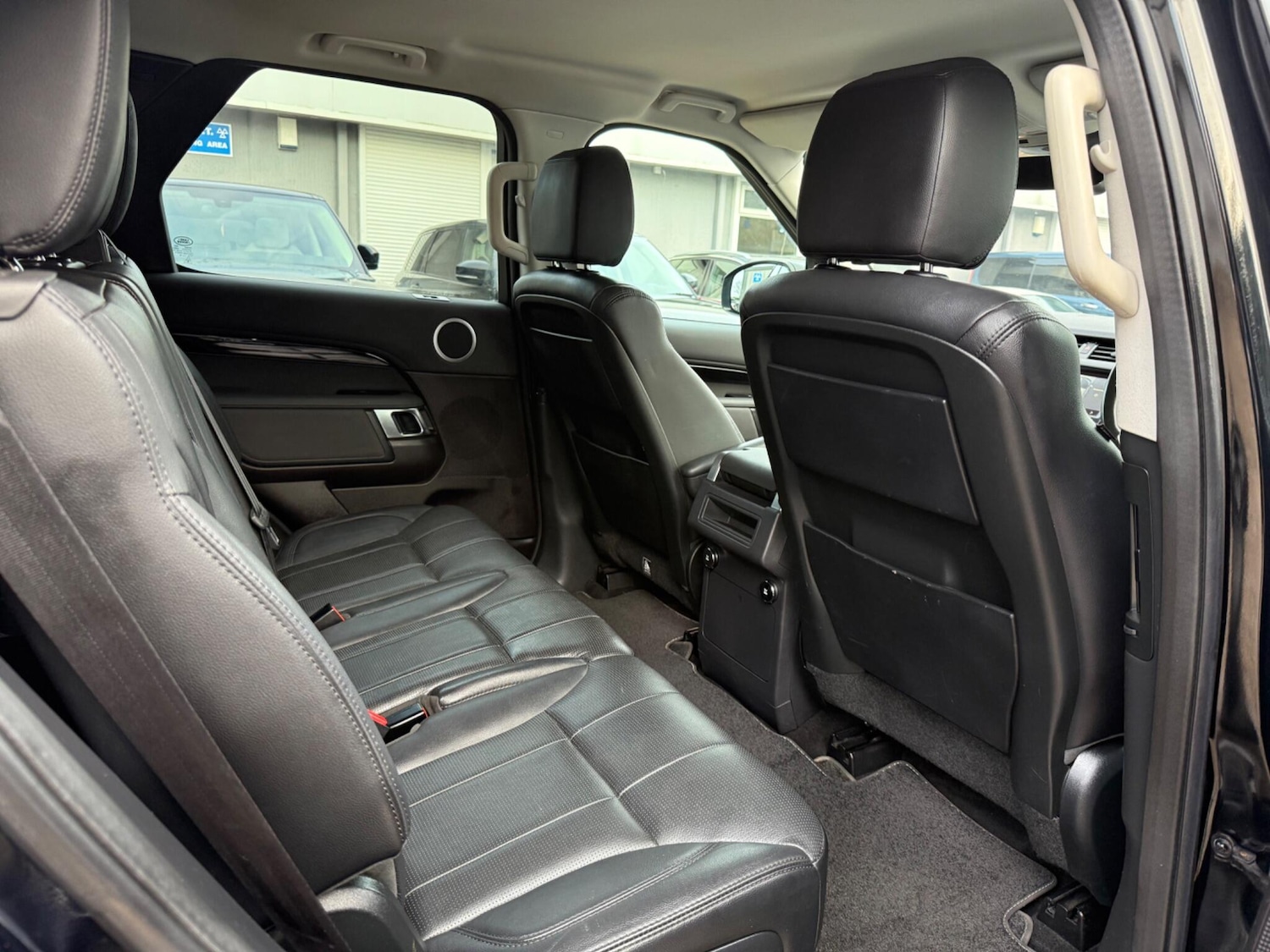 Used Land Rover Discovery 2018 for sale - 77523932: Photo 56