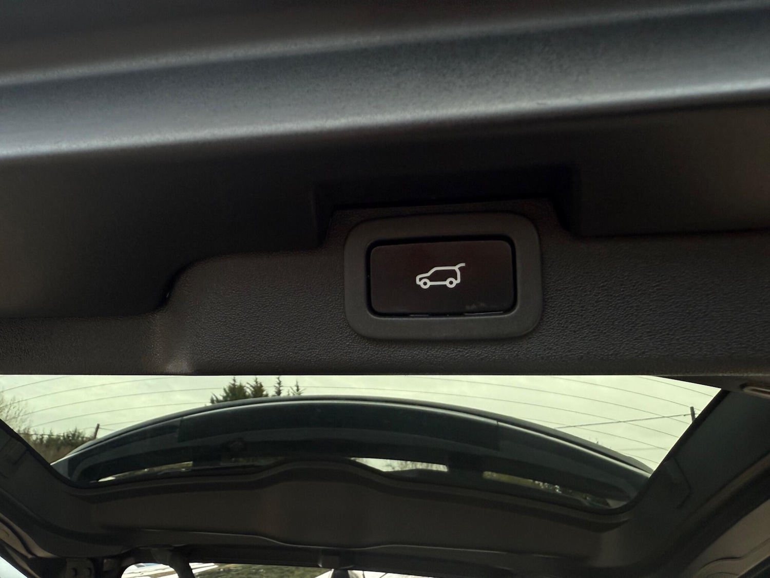 Used Land Rover Discovery 2018 for sale - 77523932: Photo 58