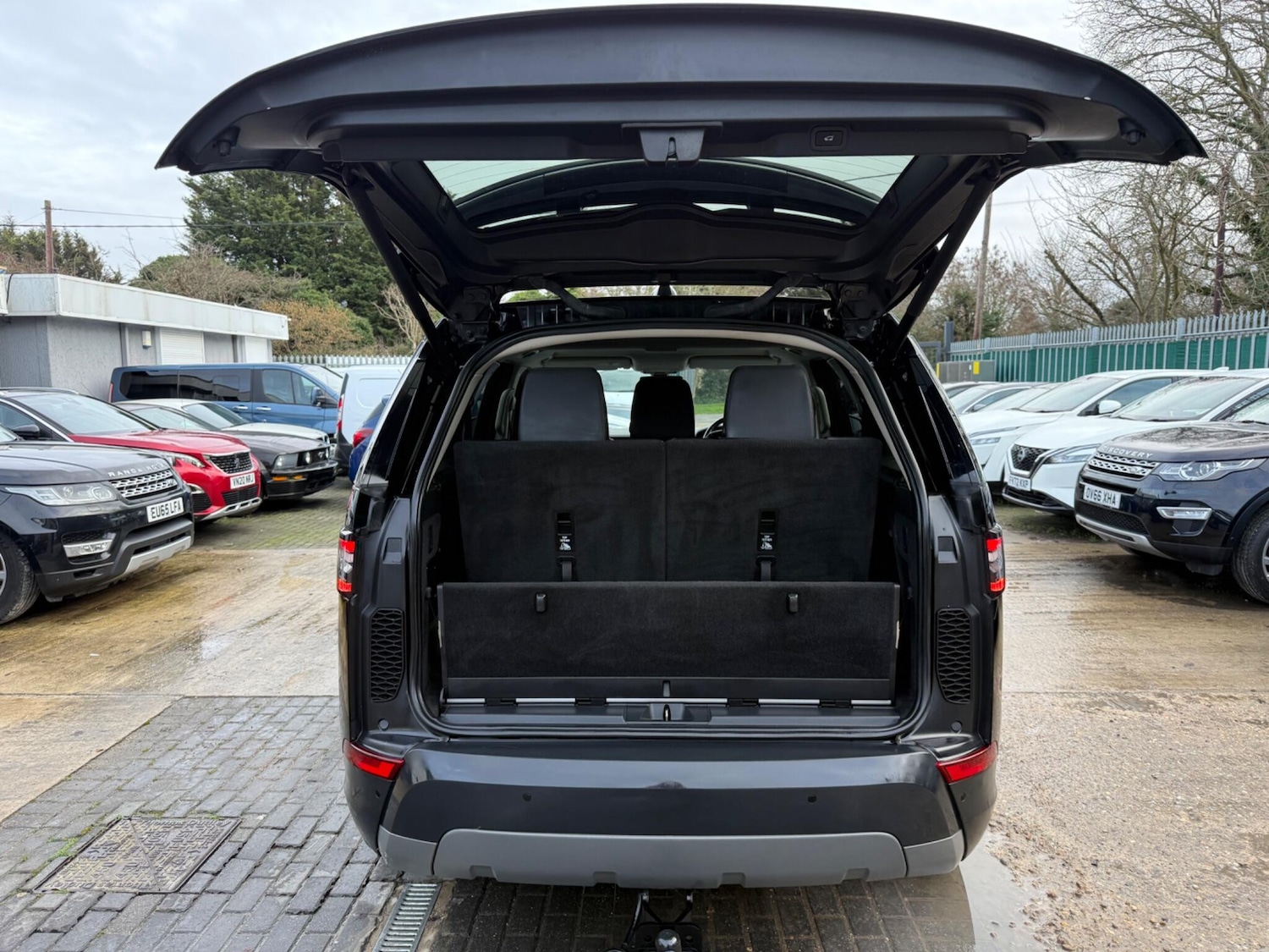 Used Land Rover Discovery 2018 for sale - 77523932: Photo 59