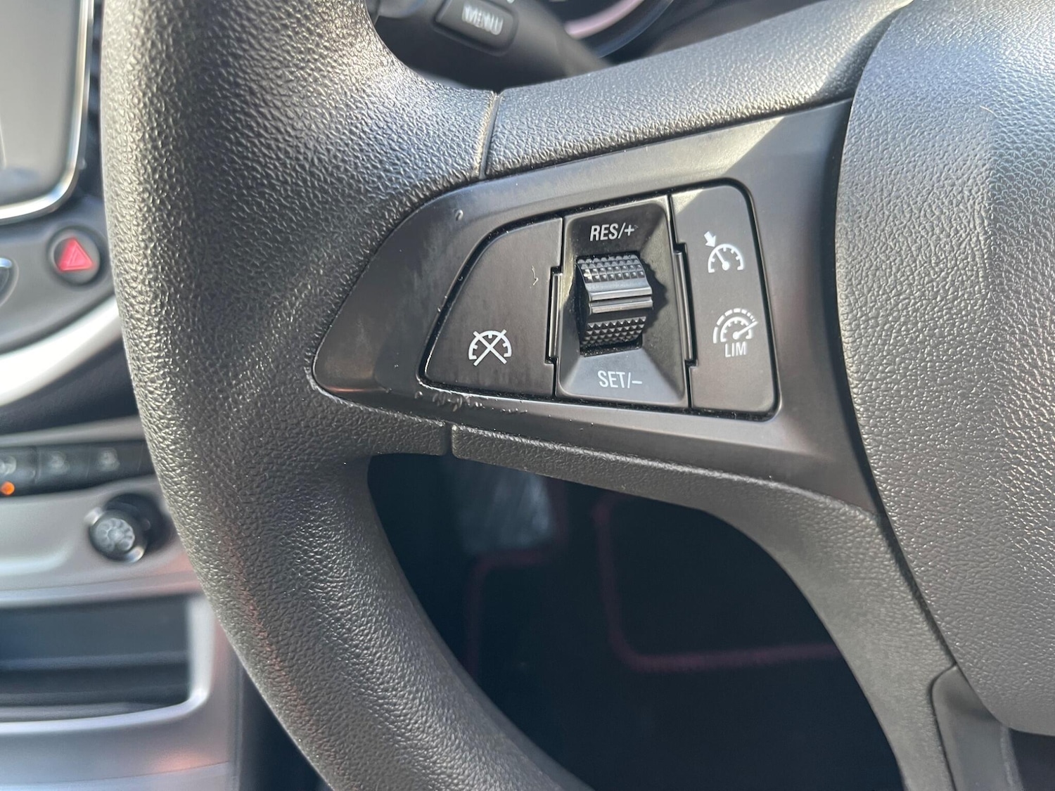 Used Vauxhall Astra 2018 for sale - 77469322: Photo 15