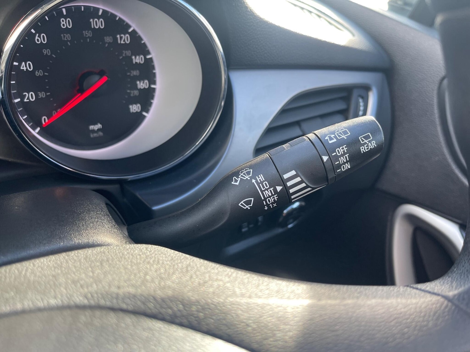 Used Vauxhall Astra 2018 for sale - 77469322: Photo 16